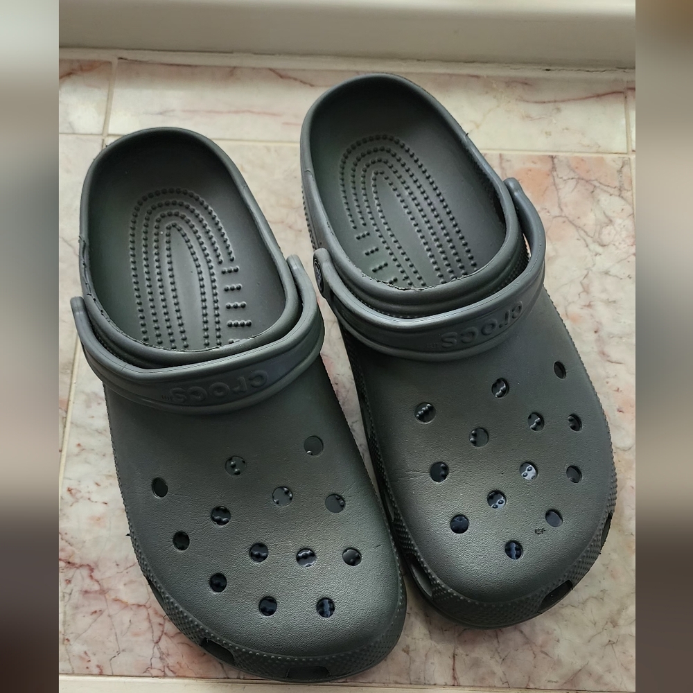 Crocs, Slate grey size 10M/12W